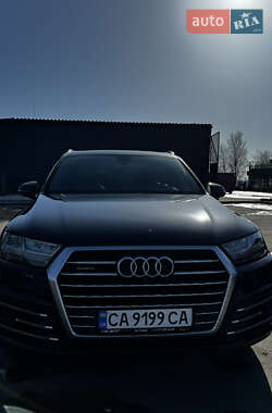 Внедорожник / Кроссовер Audi Q7 2016 в Умани