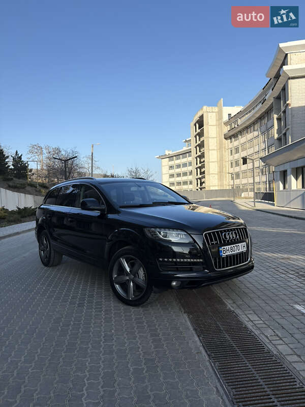 Позашляховик / Кросовер Audi Q7 2010 в Одесі