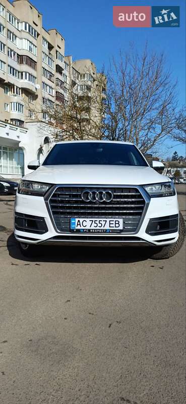 Позашляховик / Кросовер Audi Q7 2016 в Луцьку фото 2 Позашляховик / Кросовер Audi Q7 2016 в Луцьку