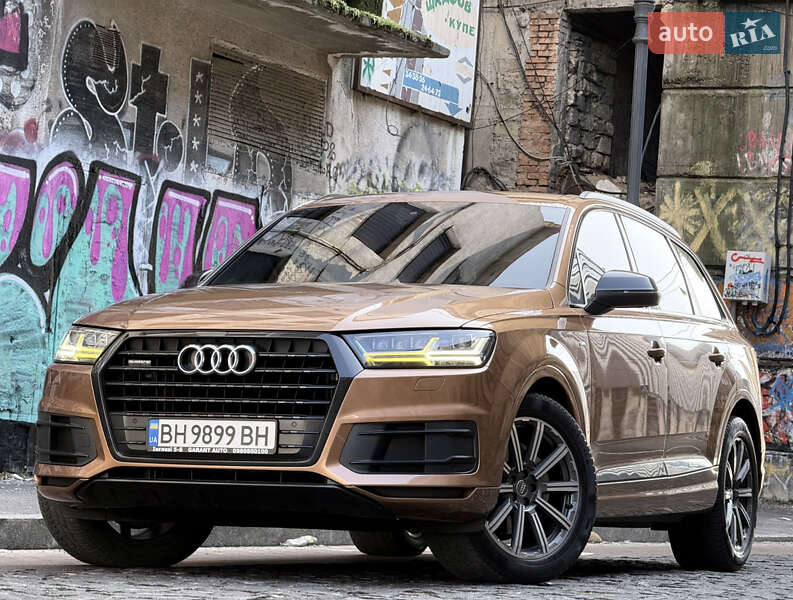 Внедорожник / Кроссовер Audi Q7 2017 в Одессе