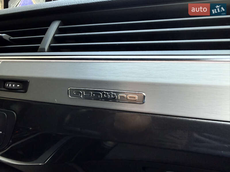 Внедорожник / Кроссовер Audi Q7 2017 в Одессе