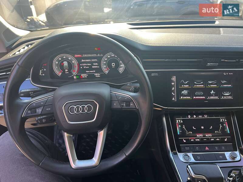 Позашляховик / Кросовер Audi Q7 2022 в Полтаві