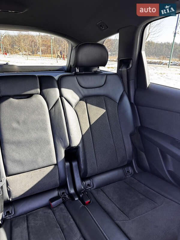 Позашляховик / Кросовер Audi Q7 2017 в Ірпені фото 43 Позашляховик / Кросовер Audi Q7 2017 в Ірпені