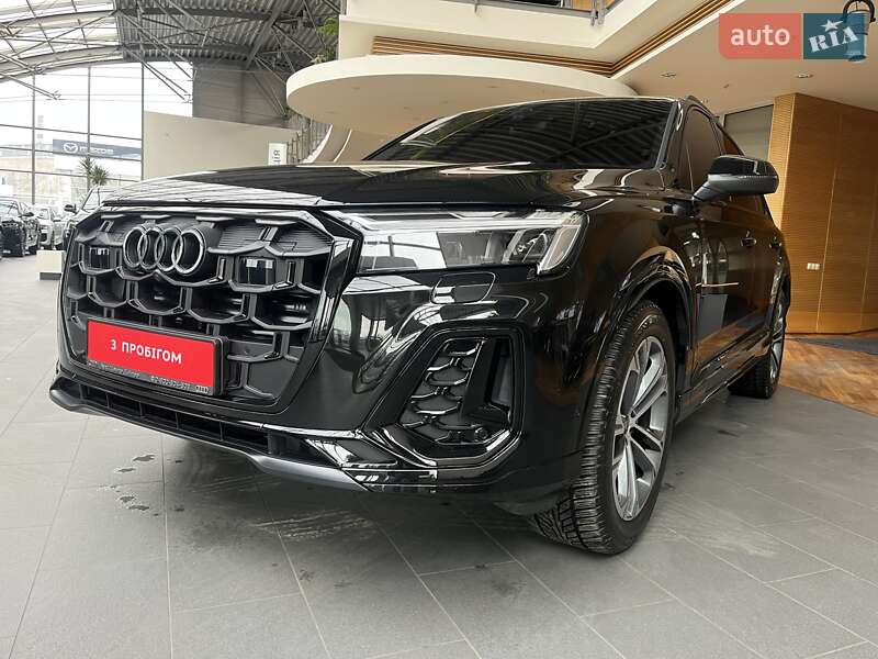 Позашляховик / Кросовер Audi Q7 2025 в Дніпрі