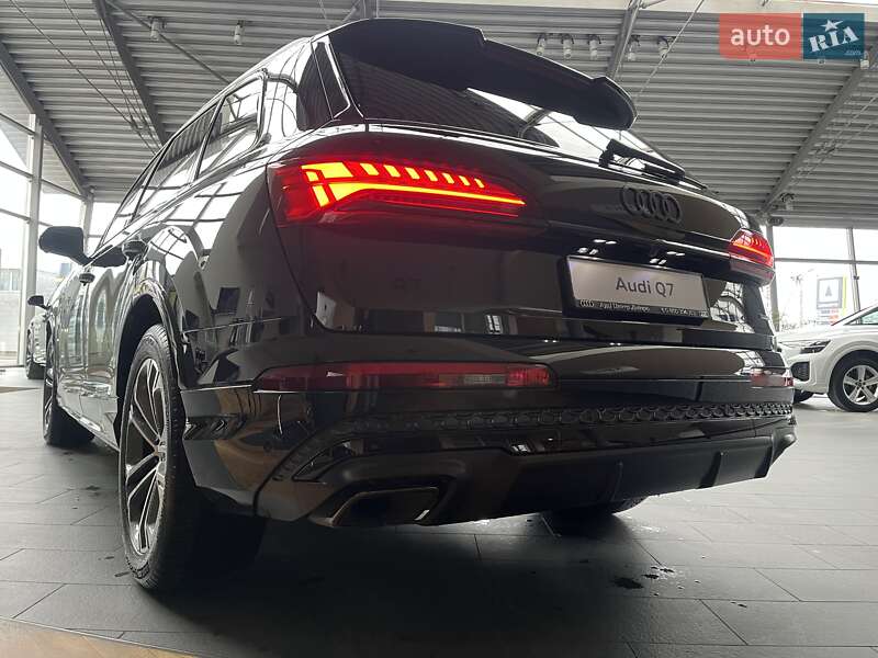 Позашляховик / Кросовер Audi Q7 2025 в Дніпрі