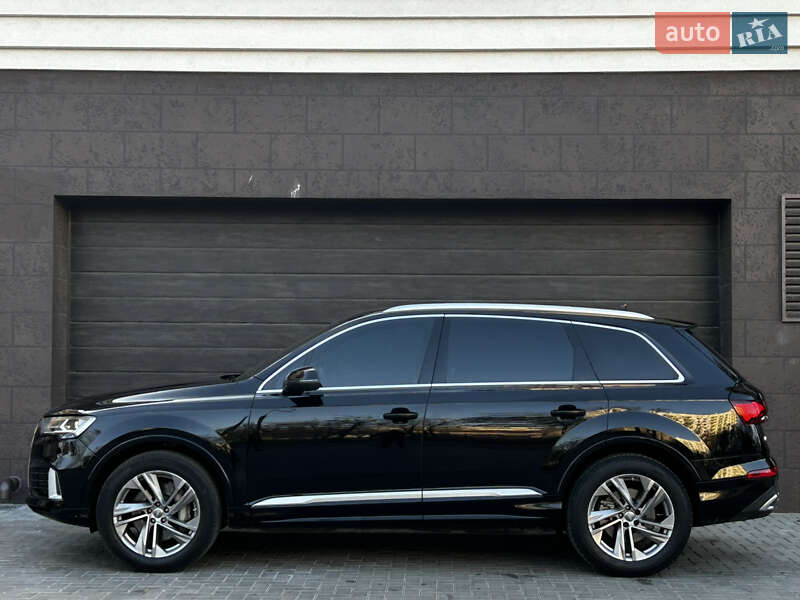 Внедорожник / Кроссовер Audi Q7 2020 в Николаеве