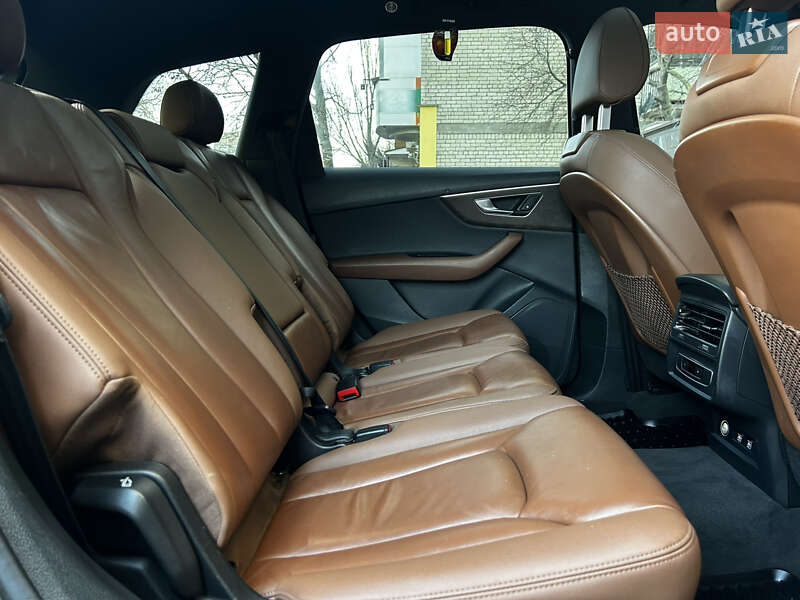 Внедорожник / Кроссовер Audi Q7 2020 в Николаеве
