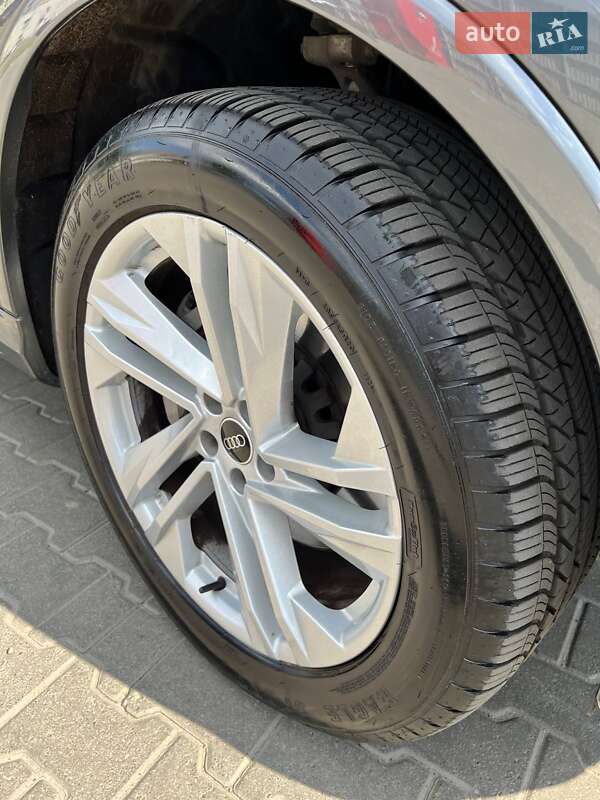 Позашляховик / Кросовер Audi Q7 2020 в Львові фото 93 Позашляховик / Кросовер Audi Q7 2020 в Львові