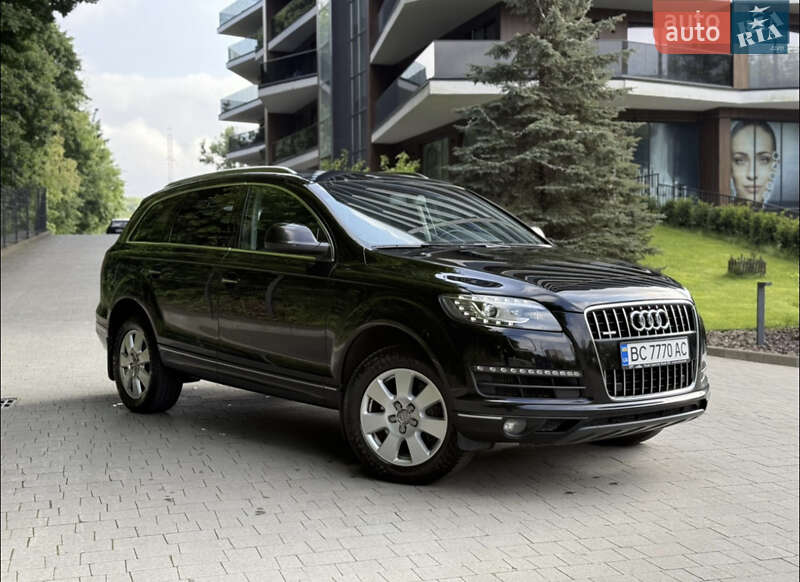Позашляховик / Кросовер Audi Q7 2014 в Львові