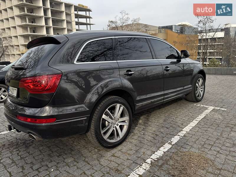 Позашляховик / Кросовер Audi Q7 2014 в Одесі