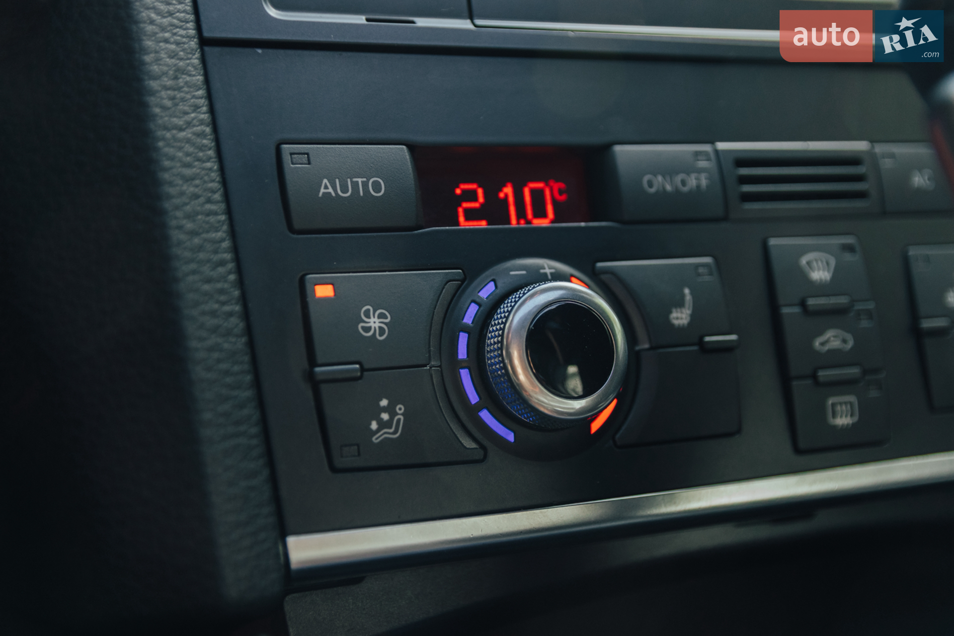 2011 Audi Q7 - мініатюра 24