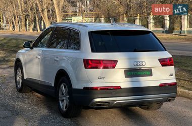 Внедорожник / Кроссовер Audi Q7 2017 в Одессе