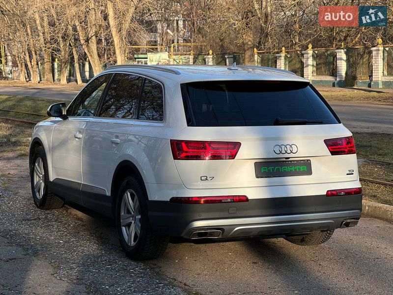 Позашляховик / Кросовер Audi Q7 2017 в Одесі фото 7 Позашляховик / Кросовер Audi Q7 2017 в Одесі