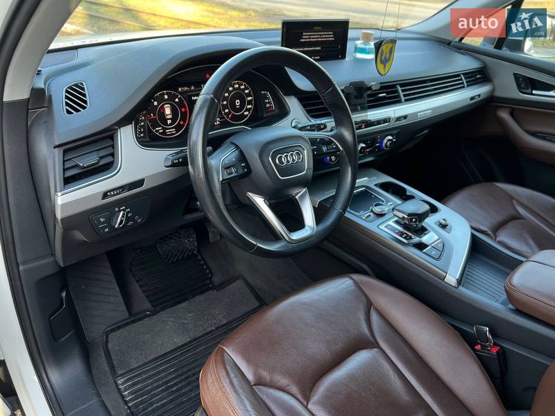 Позашляховик / Кросовер Audi Q7 2017 в Одесі фото 12 Позашляховик / Кросовер Audi Q7 2017 в Одесі