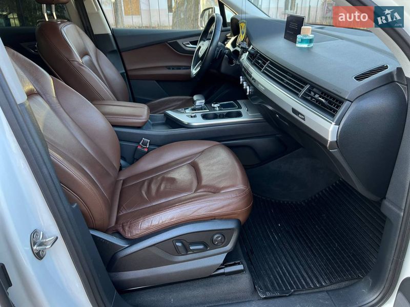 Позашляховик / Кросовер Audi Q7 2017 в Одесі фото 17 Позашляховик / Кросовер Audi Q7 2017 в Одесі