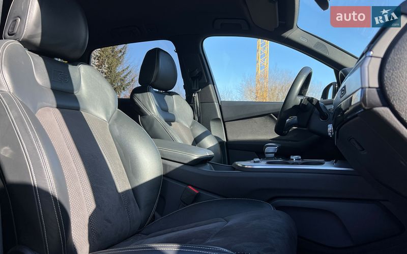 Позашляховик / Кросовер Audi Q7 2019 в Львові