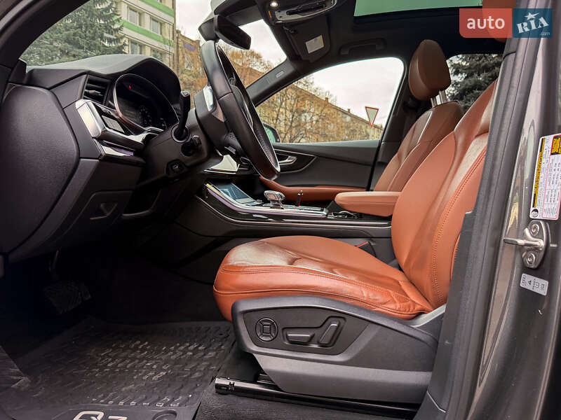 Внедорожник / Кроссовер Audi Q7 2020 в Днепре фото 14 Внедорожник / Кроссовер Audi Q7 2020 в Днепре