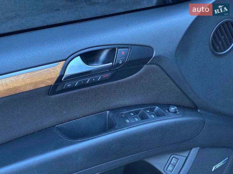 Внедорожник / Кроссовер Audi Q7 2006 в Львове