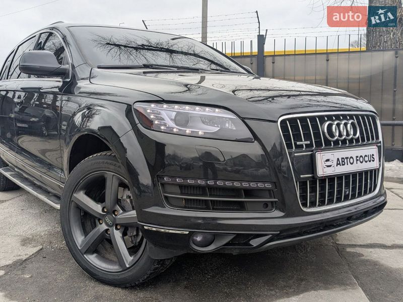 Позашляховик / Кросовер Audi Q7 2013 в Києві