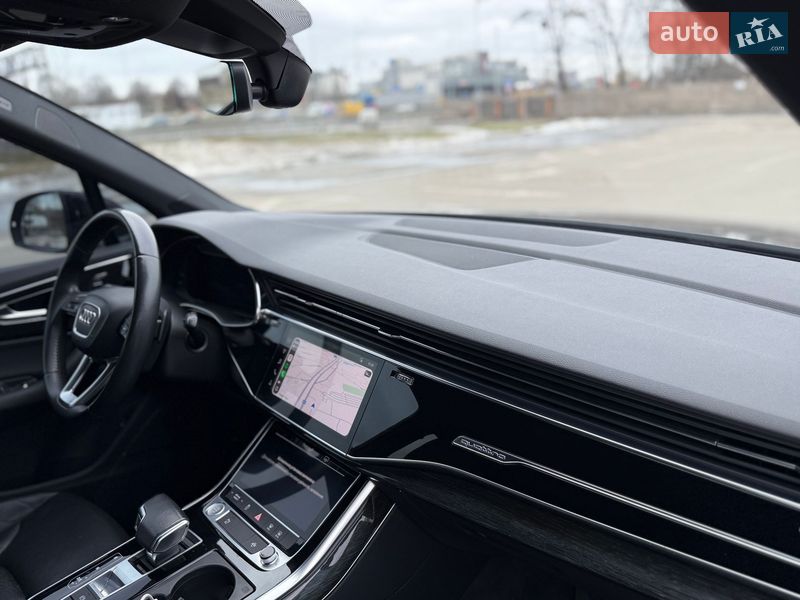 Внедорожник / Кроссовер Audi Q7 2020 в Киеве