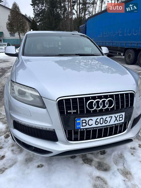 Позашляховик / Кросовер Audi Q7 2012 в Львові