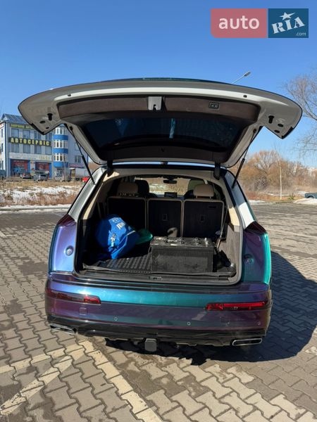 Позашляховик / Кросовер Audi Q7 2017 в Хмельницькому