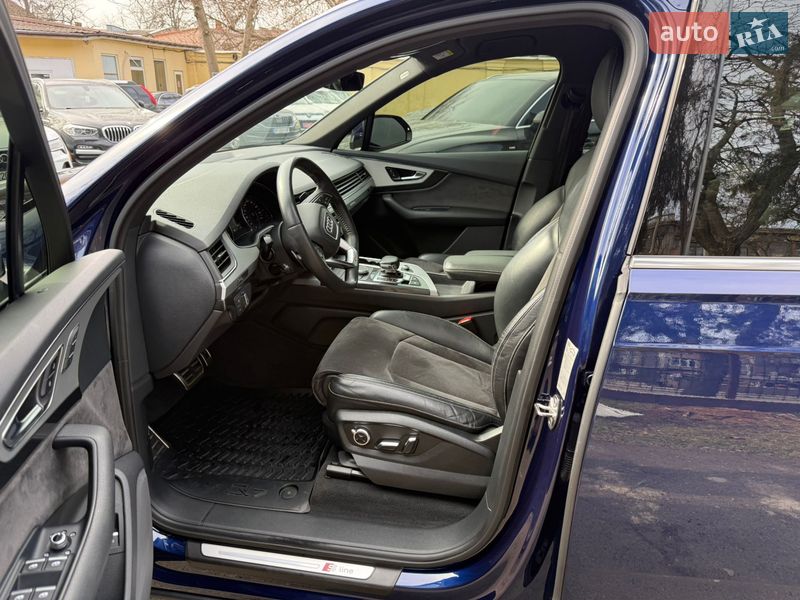 Внедорожник / Кроссовер Audi Q7 2018 в Одессе