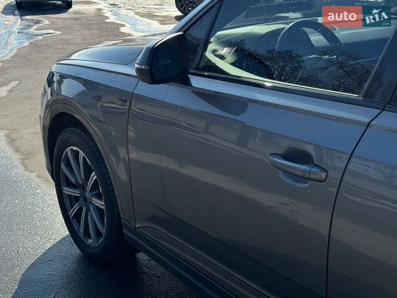 Позашляховик / Кросовер Audi Q7 2017 в Кам'янець-Подільському