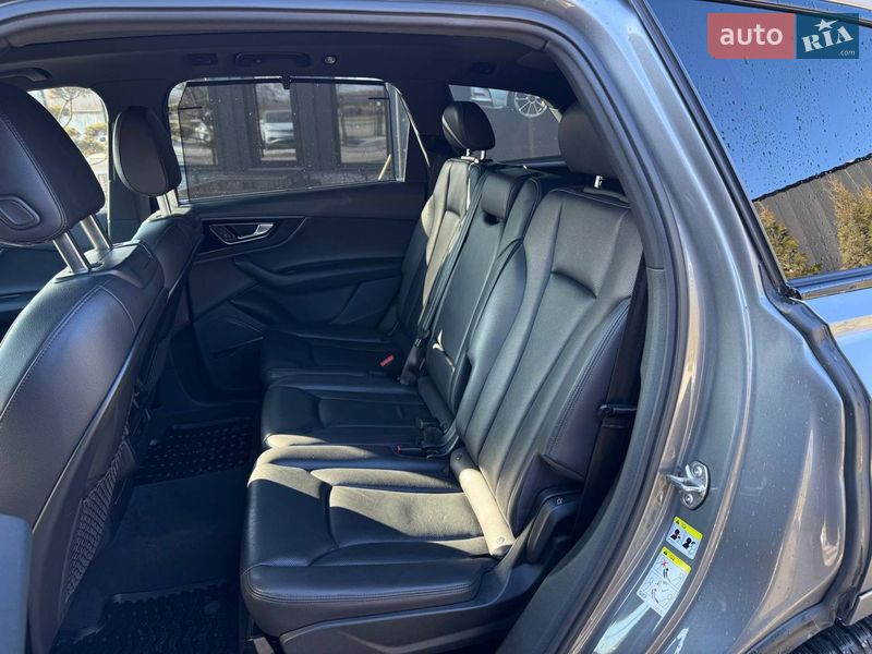 Позашляховик / Кросовер Audi Q7 2017 в Кам'янець-Подільському