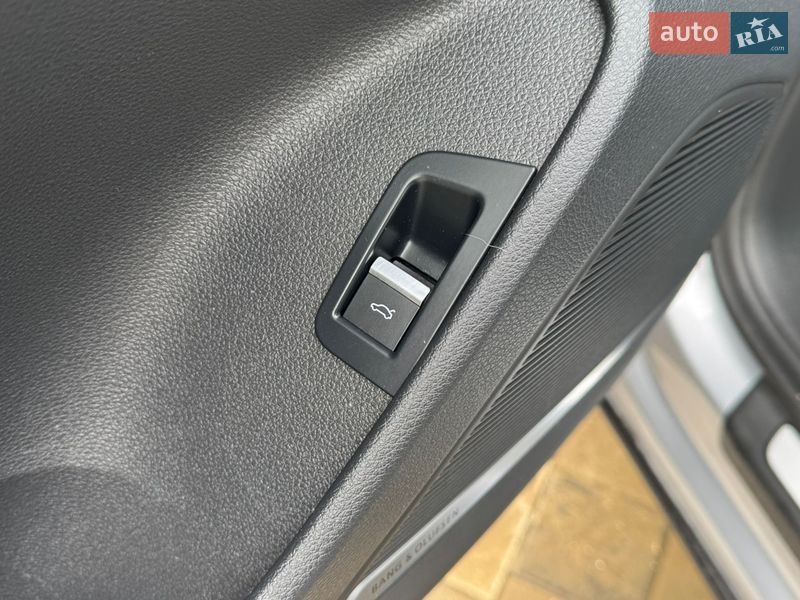 Внедорожник / Кроссовер Audi Q7 2021 в Полтаве