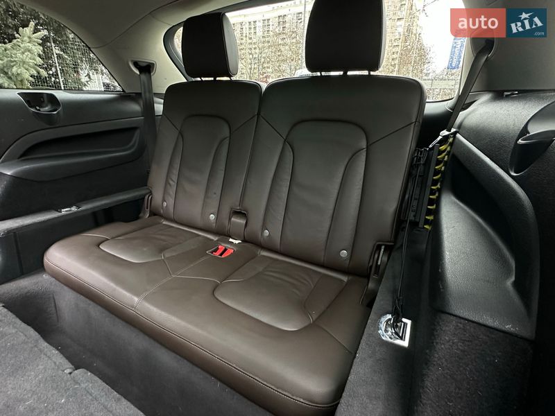 Внедорожник / Кроссовер Audi Q7 2013 в Одессе