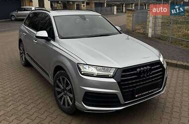 Внедорожник / Кроссовер Audi Q7 2017 в Киеве