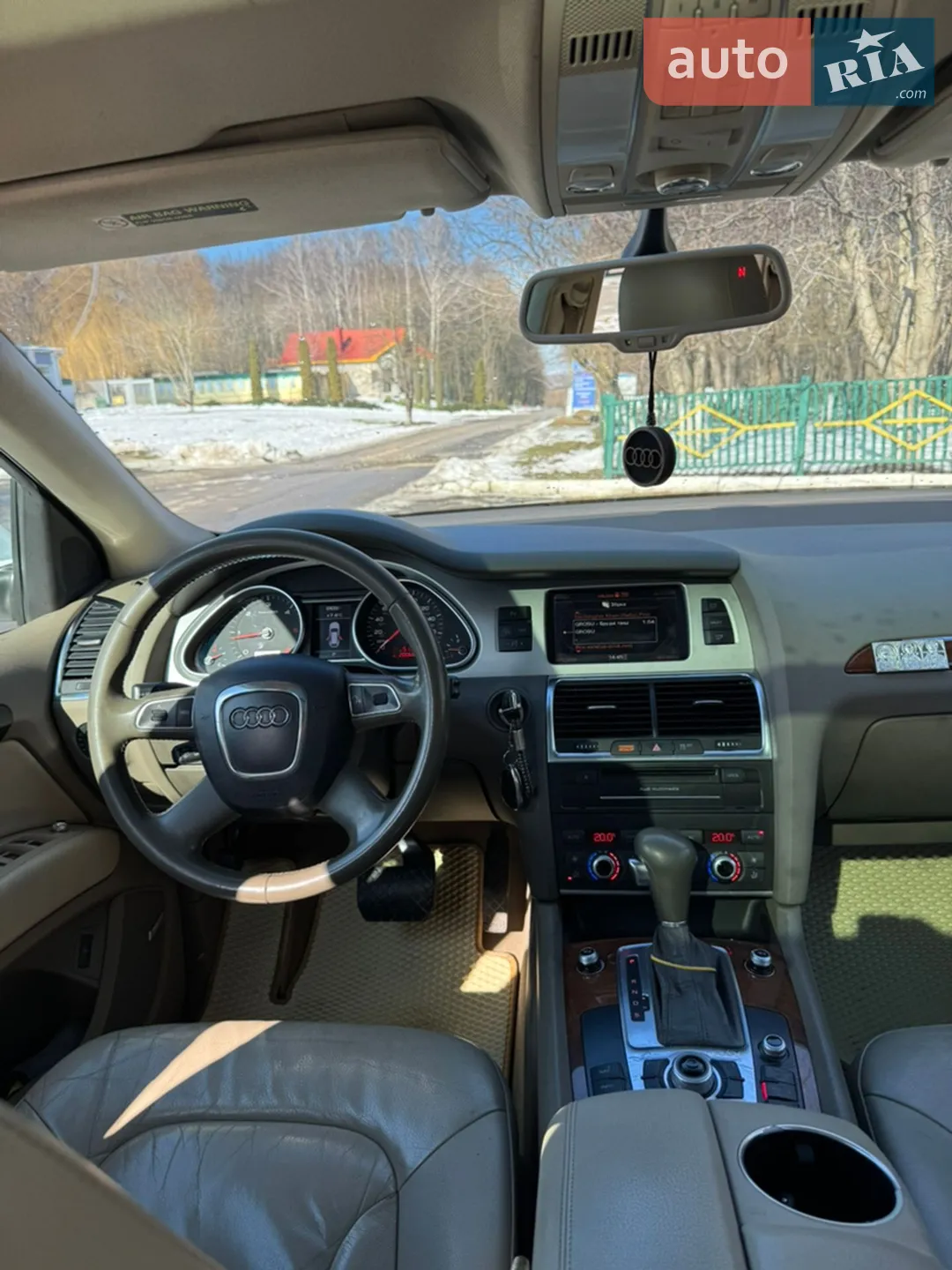 2010 Audi Q7 - мініатюра 12