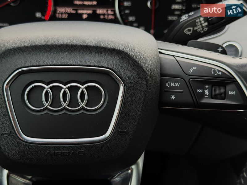 Внедорожник / Кроссовер Audi Q7 2015 в Киеве