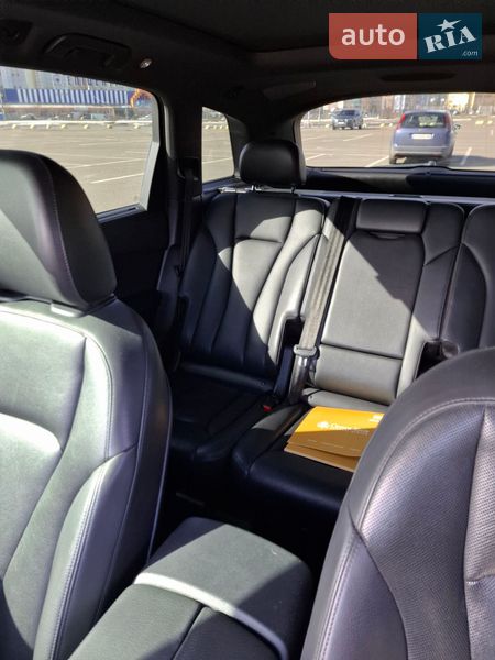 Внедорожник / Кроссовер Audi Q7 2016 в Киеве