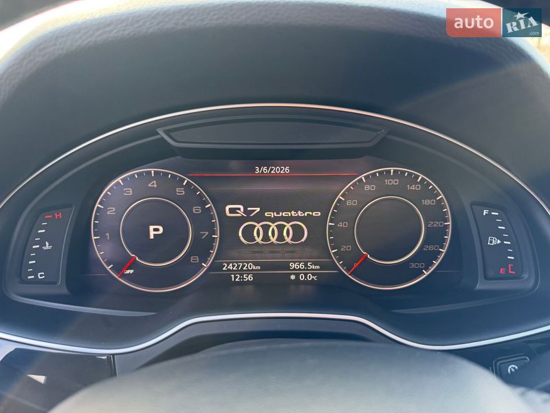 Внедорожник / Кроссовер Audi Q7 2016 в Киеве