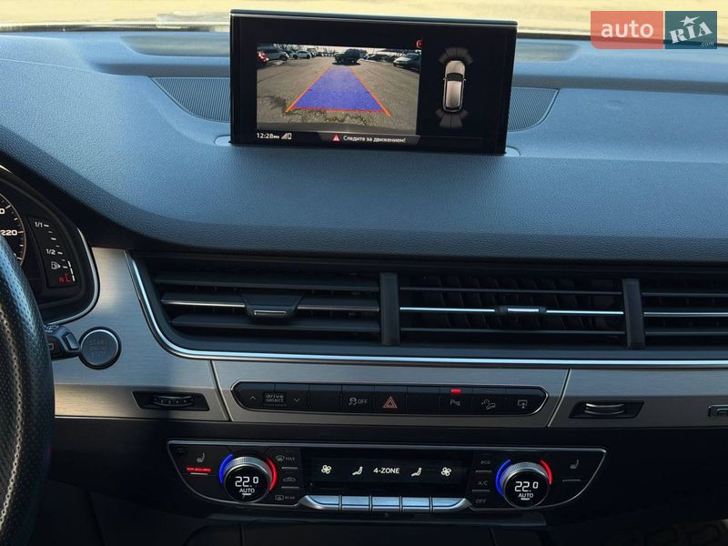 Внедорожник / Кроссовер Audi Q7 2016 в Киеве