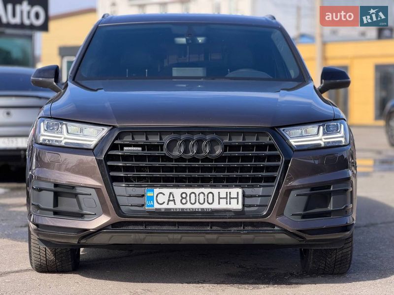 Внедорожник / Кроссовер Audi Q7 2016 в Киеве