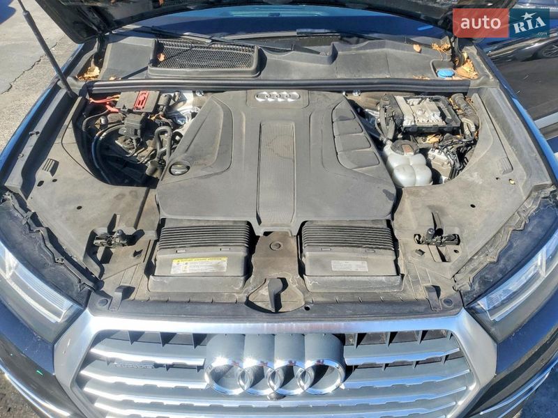 Позашляховик / Кросовер Audi Q7 2019 в Вінниці
