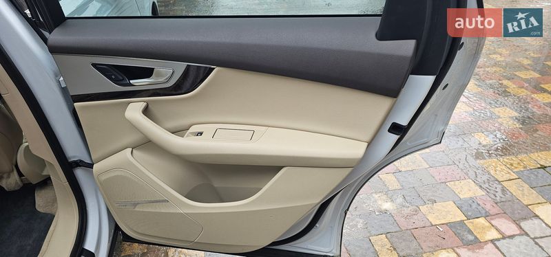 Внедорожник / Кроссовер Audi Q7 2019 в Львове