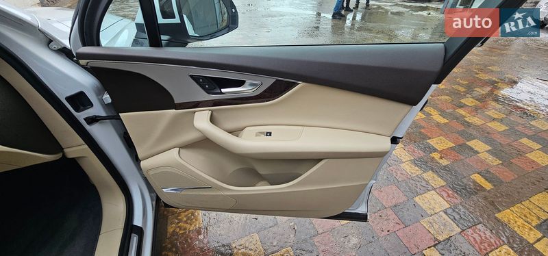 Внедорожник / Кроссовер Audi Q7 2019 в Львове