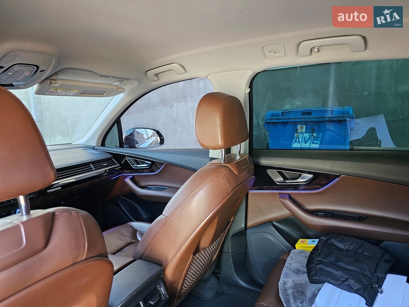 Внедорожник / Кроссовер Audi Q7 2015 в Мукачево