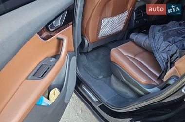 Внедорожник / Кроссовер Audi Q7 2015 в Мукачево