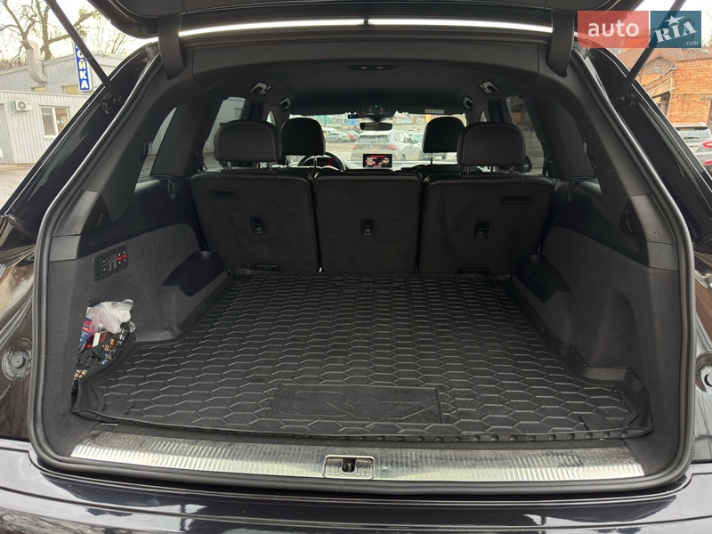 Внедорожник / Кроссовер Audi Q7 2018 в Полтаве
