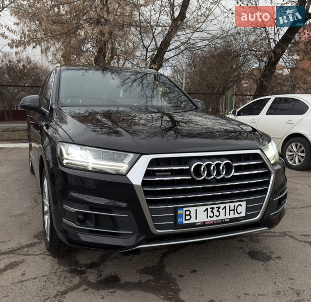 Внедорожник / Кроссовер Audi Q7 2018 в Полтаве