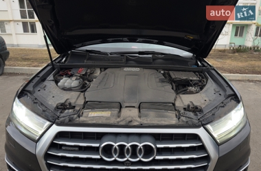 Внедорожник / Кроссовер Audi Q7 2018 в Полтаве