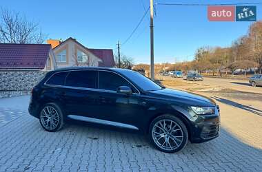Внедорожник / Кроссовер Audi Q7 2016 в Ровно