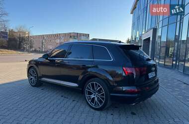 Внедорожник / Кроссовер Audi Q7 2016 в Ровно