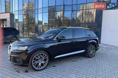Внедорожник / Кроссовер Audi Q7 2016 в Ровно