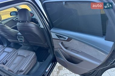 Внедорожник / Кроссовер Audi Q7 2016 в Ровно